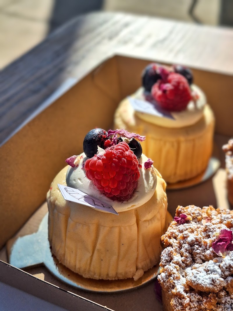 The Icky Sticky Patisserie photo 9