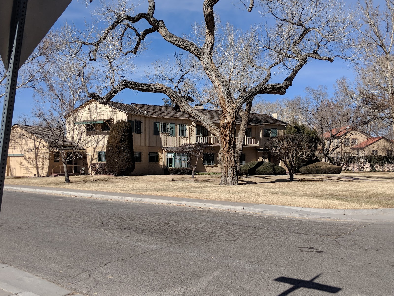 Chuck McGill's house