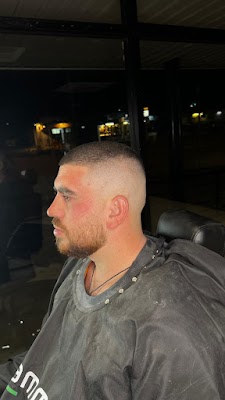 El Cartel Barber Lounge Clovercrest Village photo 2