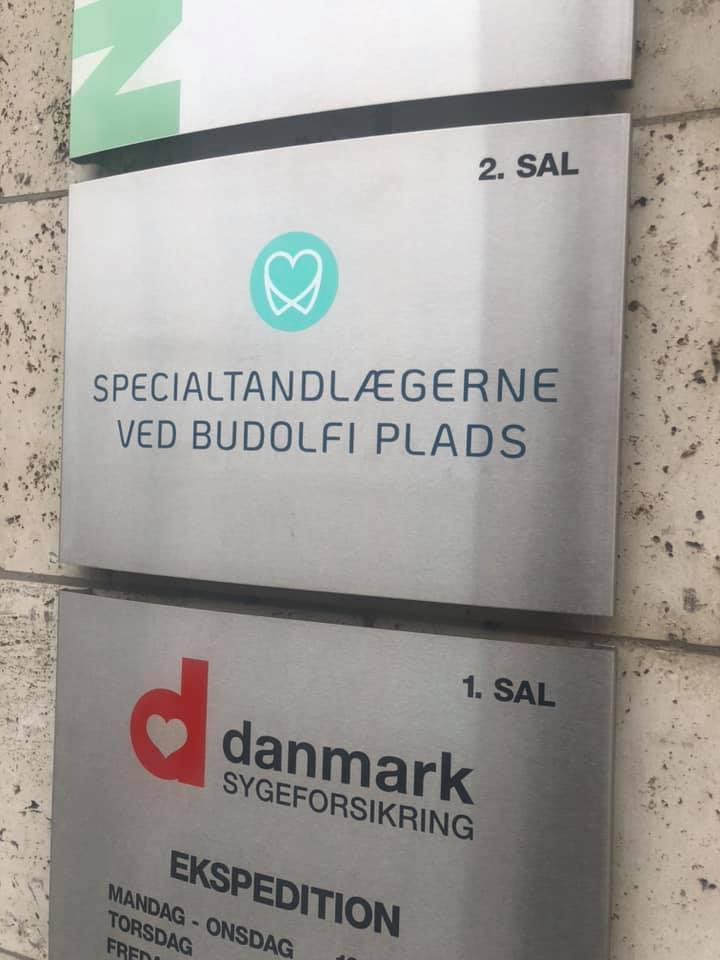 Specialtandlægerne Budolfi ApS - billede 2