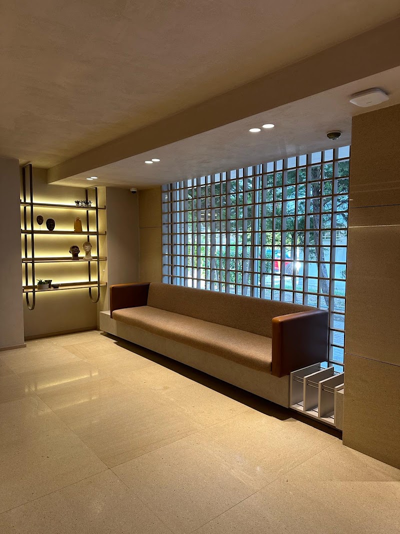 Gallery 3