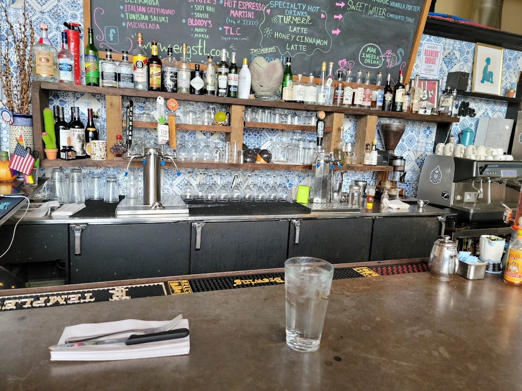 EGG RESTAURANT AT BENTON PARK