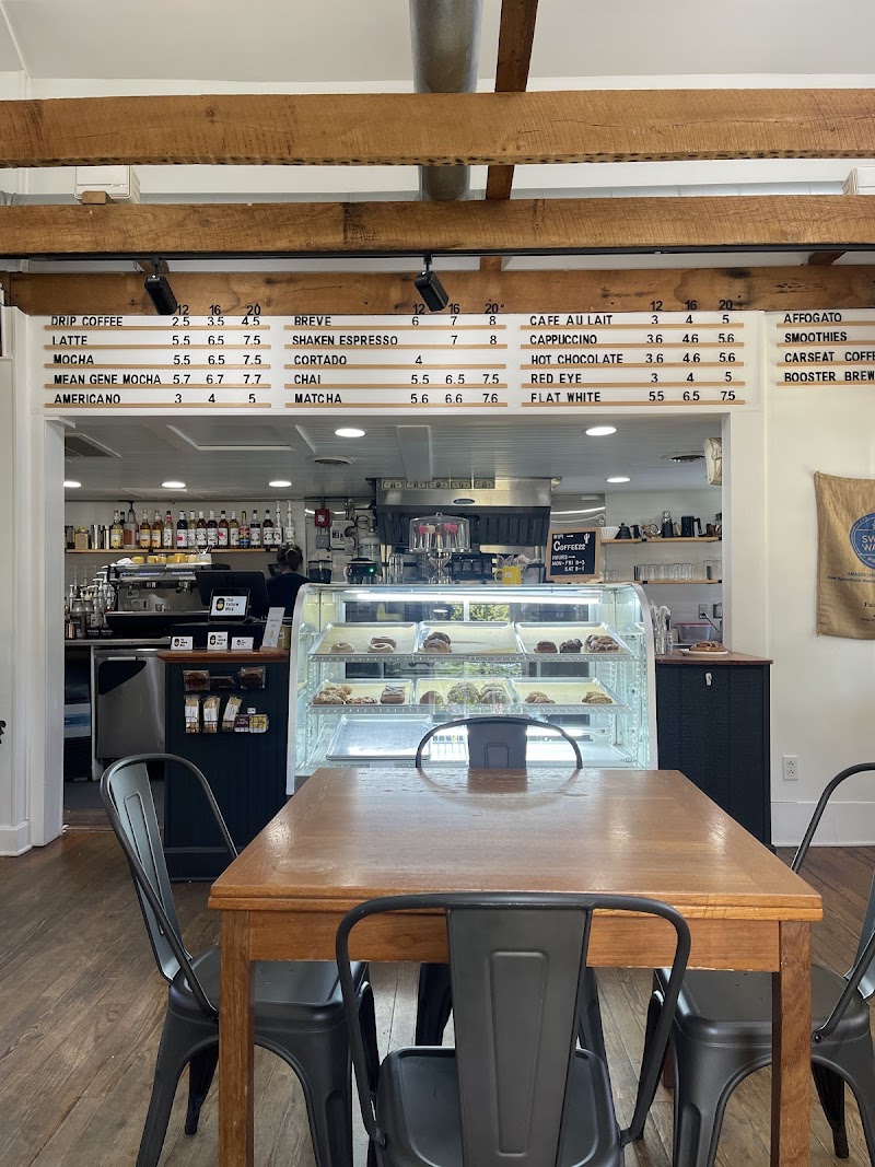 The Yellow Mug photo 3