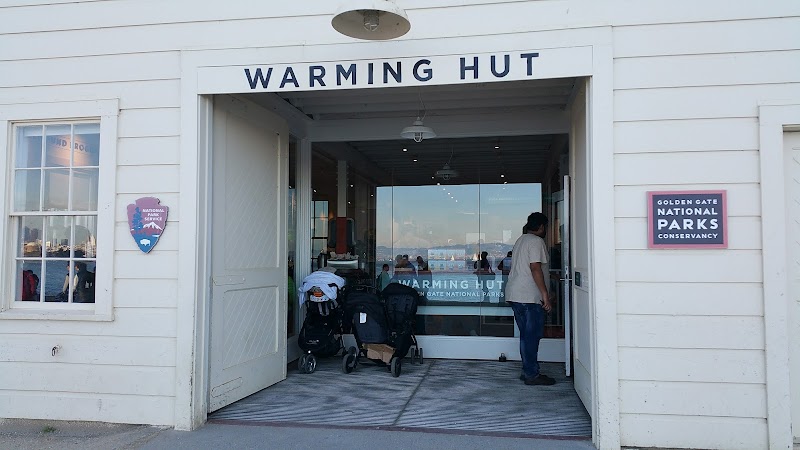 Warming Hut Park Store photo 1