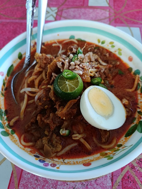 Warung Mee Kari Kak Long Tehel - Photo 1