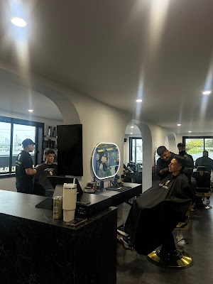 QLD Luxury Barbers & Co