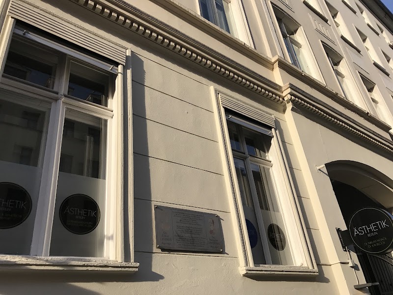 Gallery 4