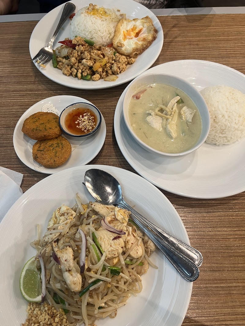 Tasty Thai Bistro photo 2