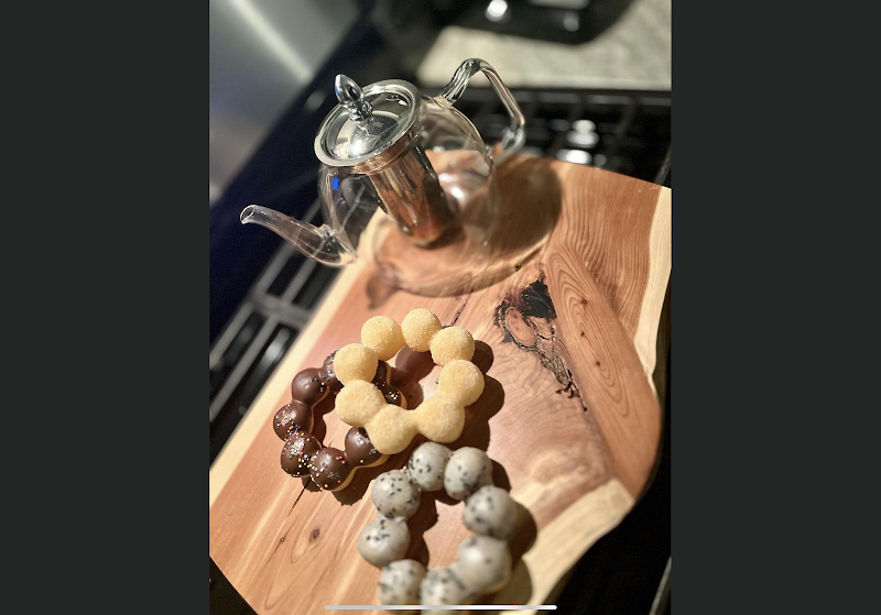 OKI MOCHI photo 2