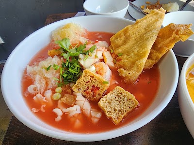 Luv2eat Thai Bistro photo 5