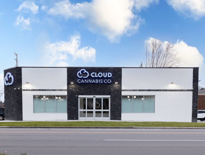 Video tour of Cloud Cannabis Detroit Dispensary retail environment
