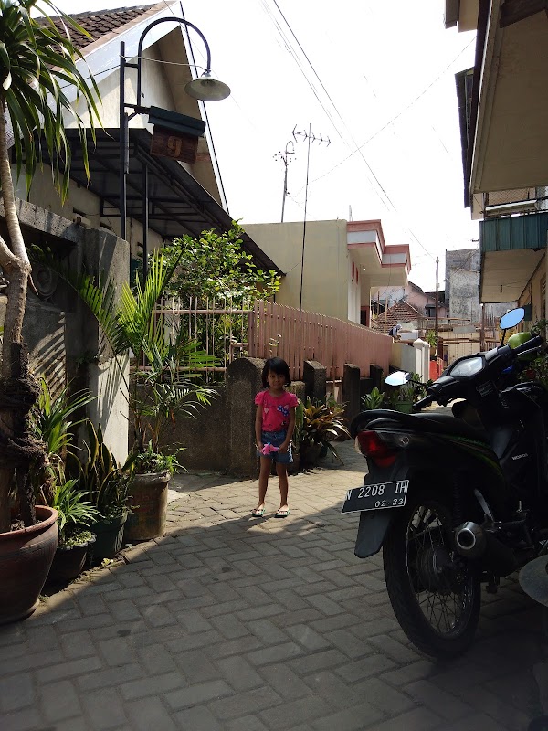 Kos Putri Suropati