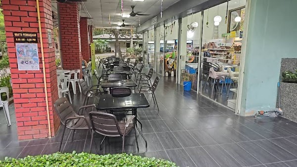 Kafeteria Taman Bandaraya - Photo 1