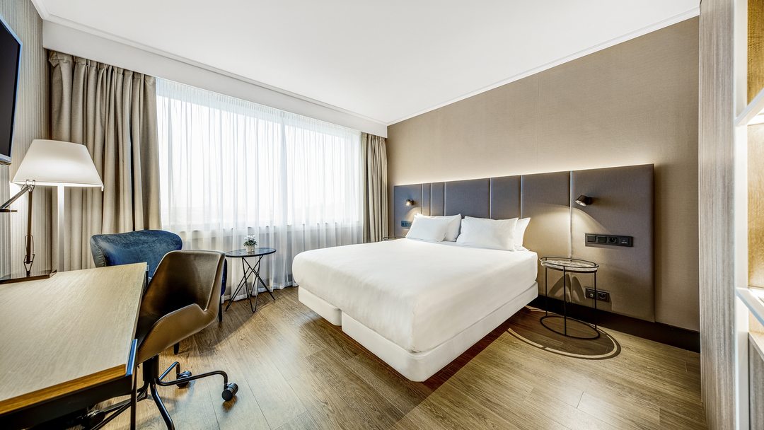 NH Luxembourg Airport, dog-friendly hotel