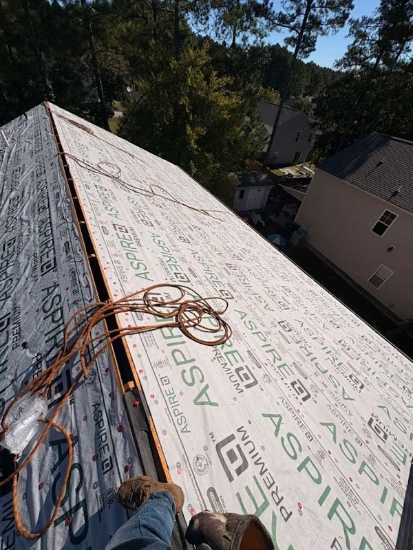 Lamar Homes Roofing photo 4