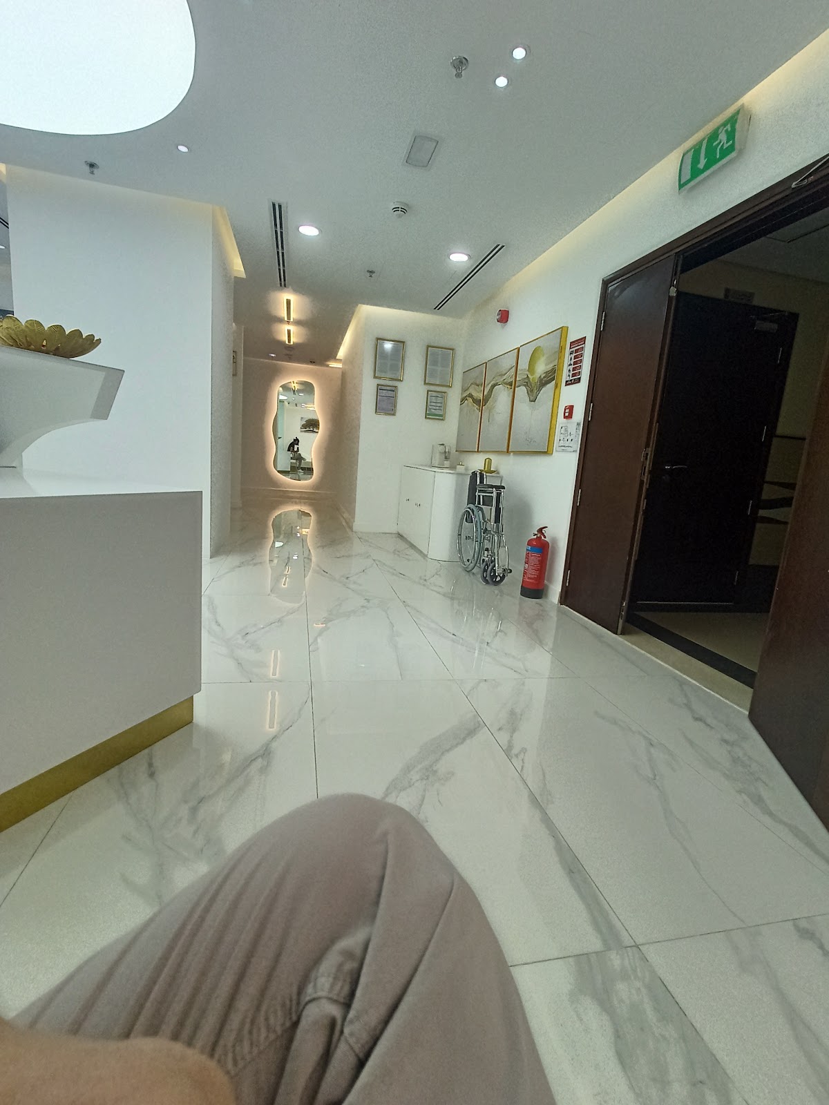 Dr Krish Esthetik Studio Dental Clinic - Award winning clinic 4