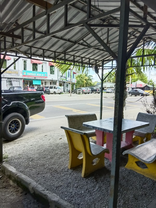 Kedai Makan Kak Za Perut Goreng Air Asam - Photo 1