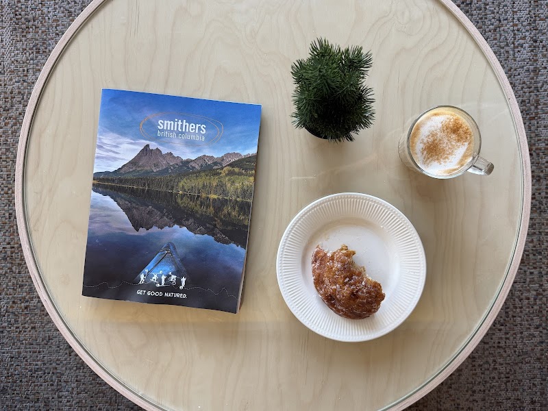 Runway Café and Bar photo 3