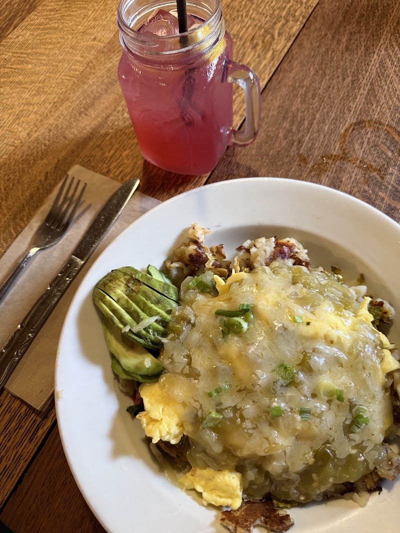 Mt. Vernon Calico Cupboard Café & Bakery photo 4