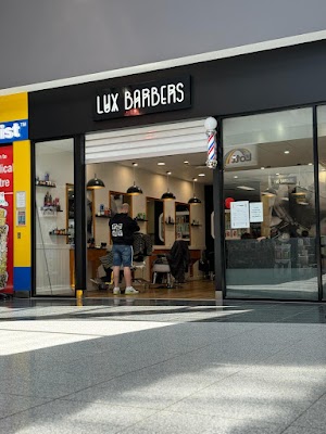 Lux Barbers and Hairdressers photo 3