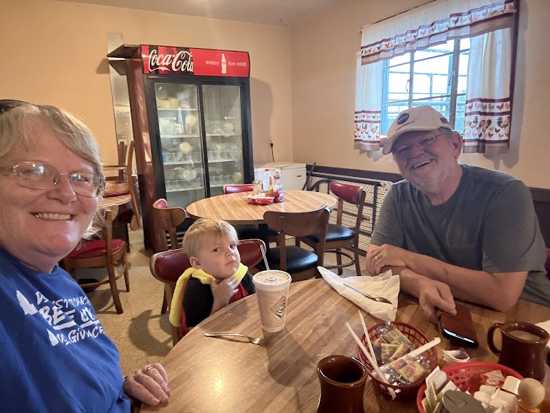 Sale Barn Cafe photo 4