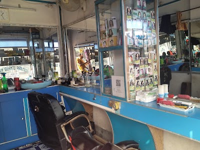 SAYAN GENTS PARLOUR