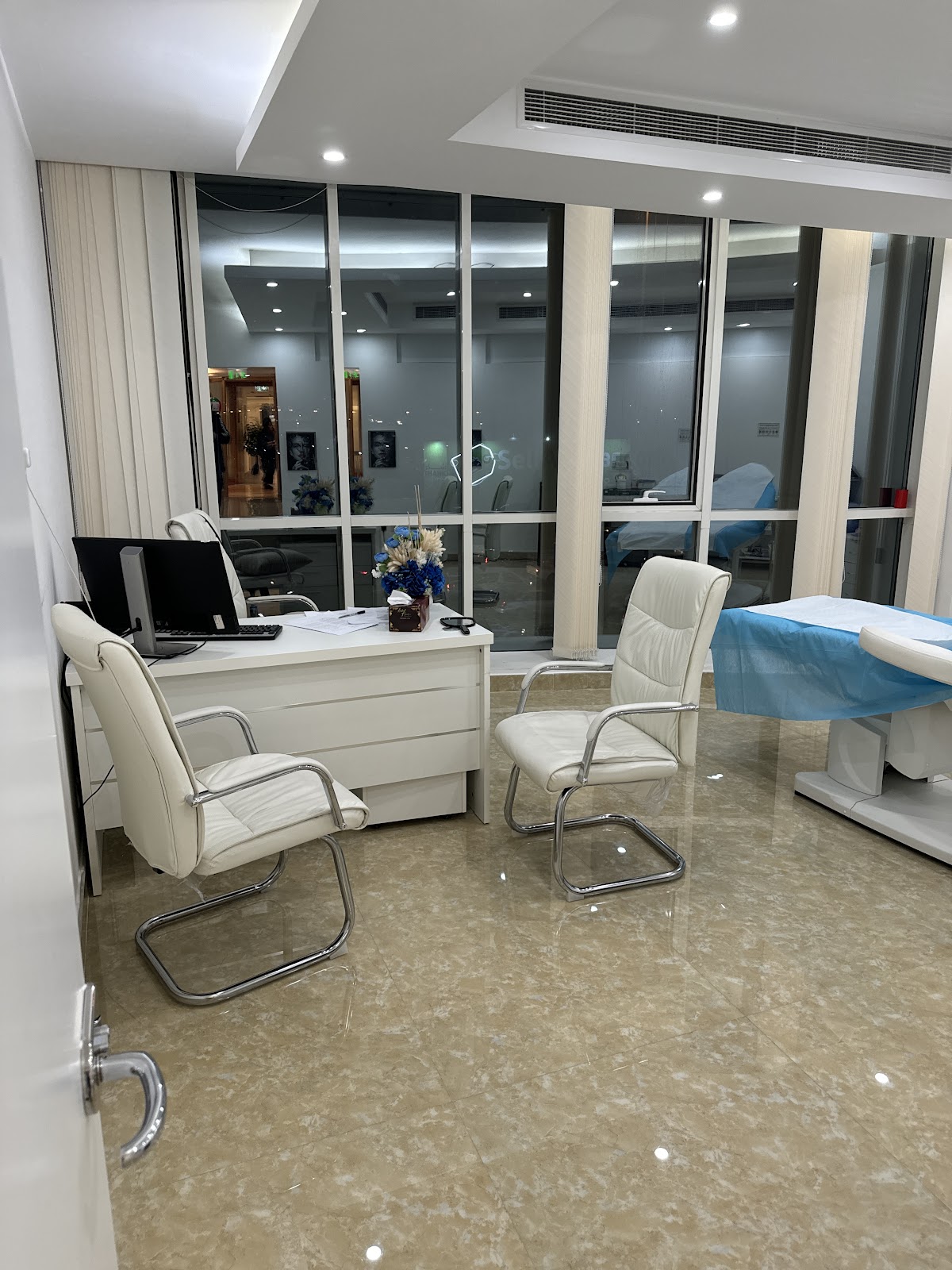 U Shine Poly Clinic 2