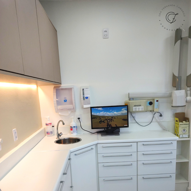 Dra Fernanda Camargo Reabilitação Oral e Estética - foto 5