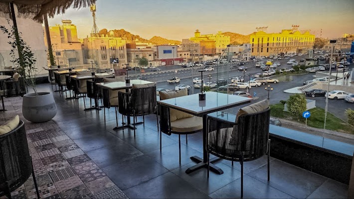 اغابي لاونج