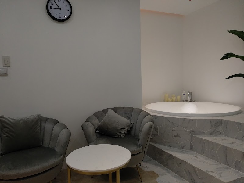 Zhuzhu Nature Spa
