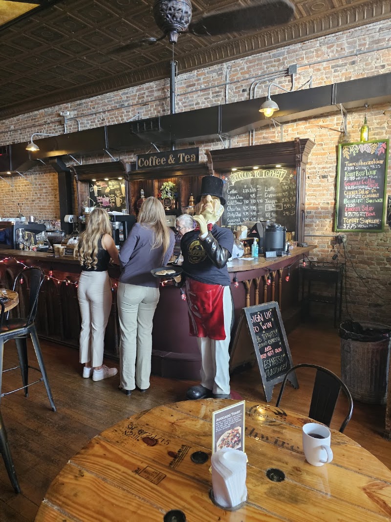 Top Hat Coffee and Entertainment photo 4