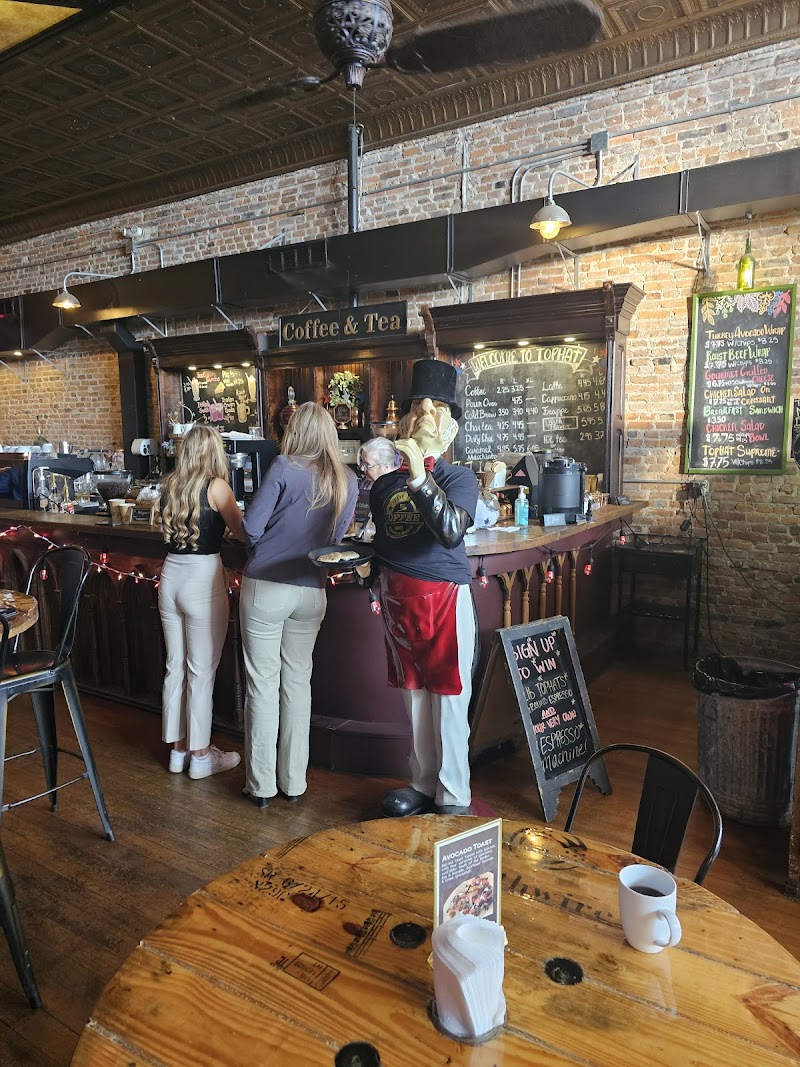 Top Hat Coffee and Entertainment photo 4