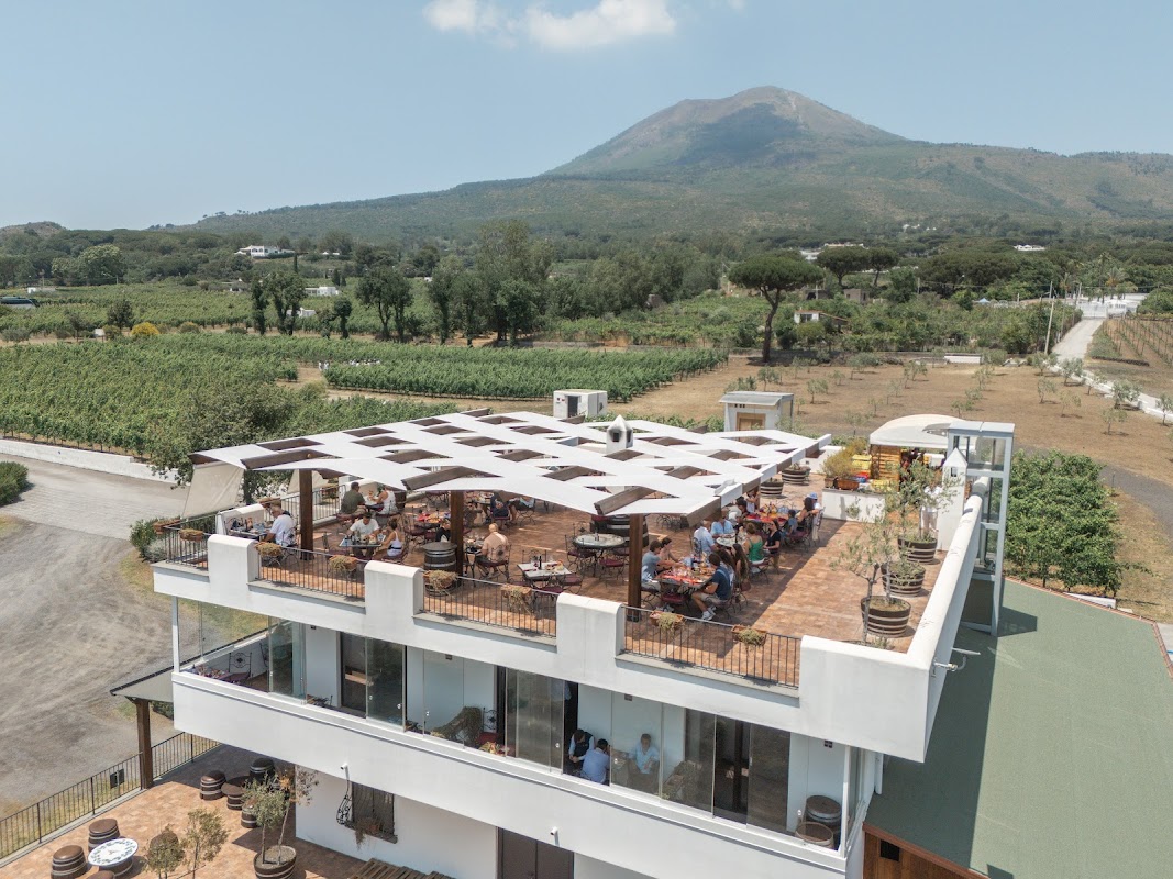Cantina Del Vesuvio Winery Russo Family since 1930