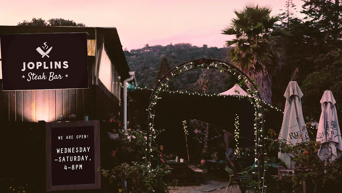 Joplins Steak Bar restaurant in Wilderness, Garden Route