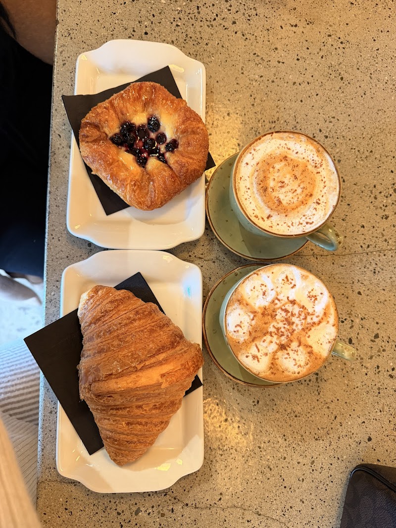 Beacon Coffee Co. & Mercantile photo 2