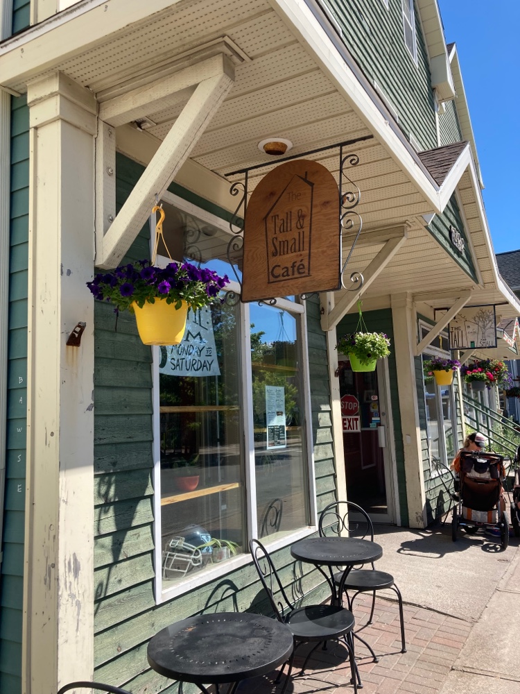 The Tall and Small Cafe photo 1