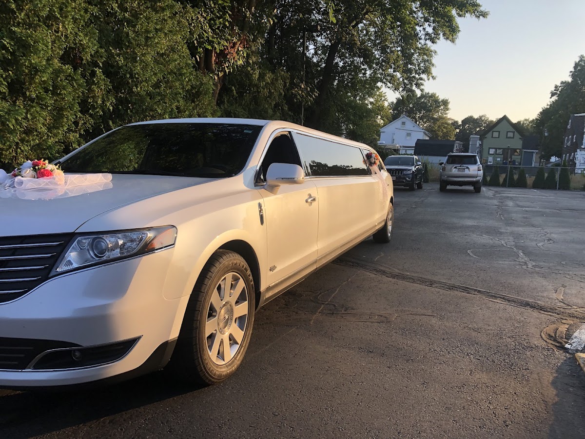 Tomas Limousine Service: Google Places image 3