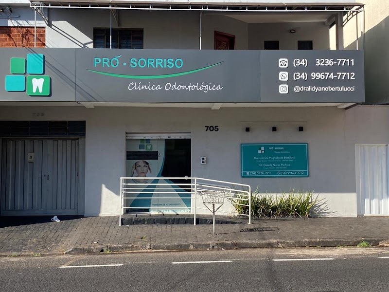 Pró-Sorriso Clínica Odontológica em Uberlândia - foto 2