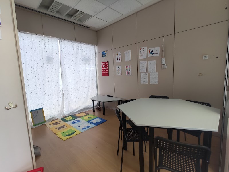 Camson Languages photo 1