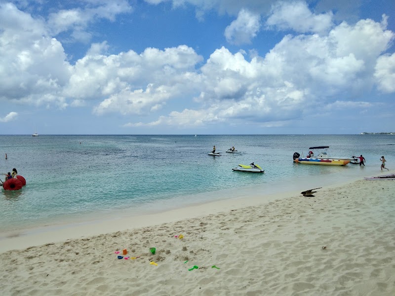 Deckers photo 3