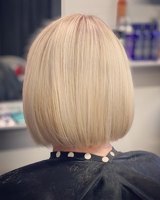 Pure indulgence Hair photo 3