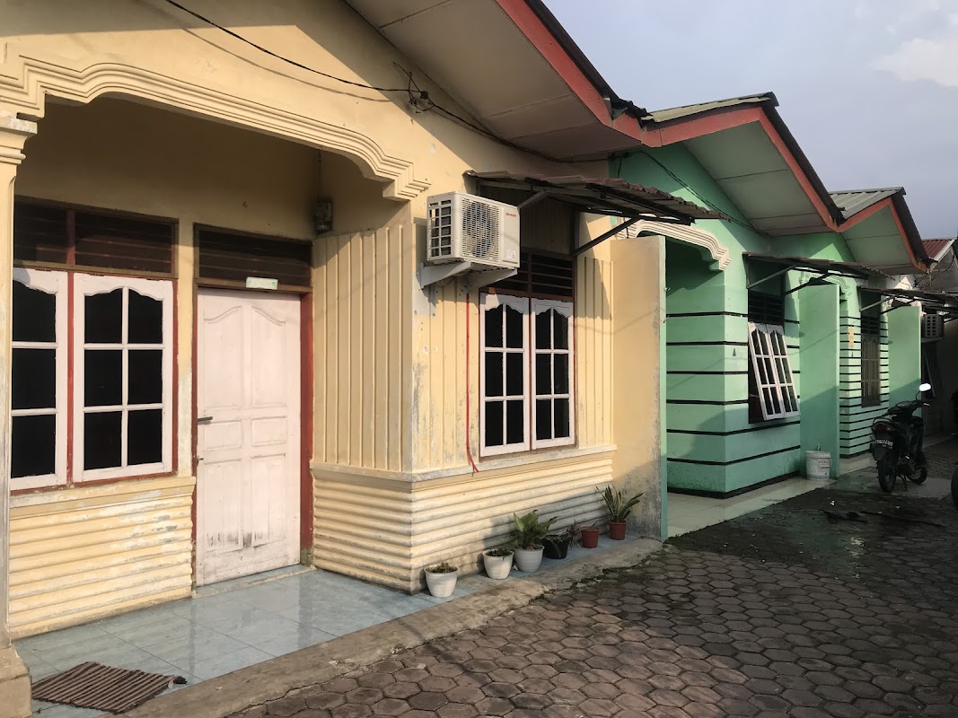 Rumah Kontrakan Dr. Adrian Sp.KK