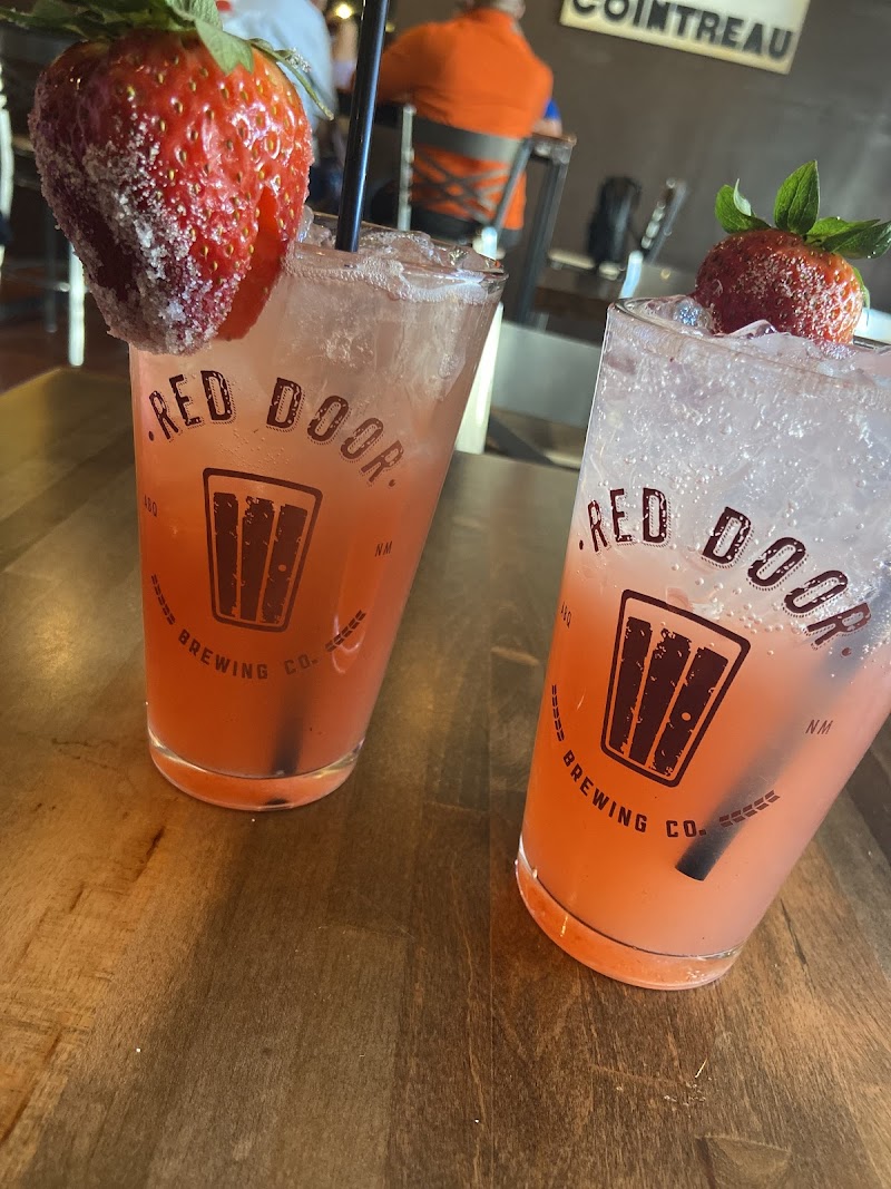 Red Door on Main photo 3