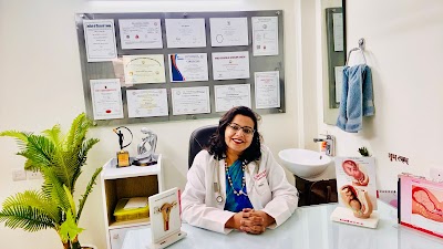 Dr. Pulkit Nandwani | Best Gynecologist Doctor in Rohini | Infertility Treatment | Fibroid | PCOS