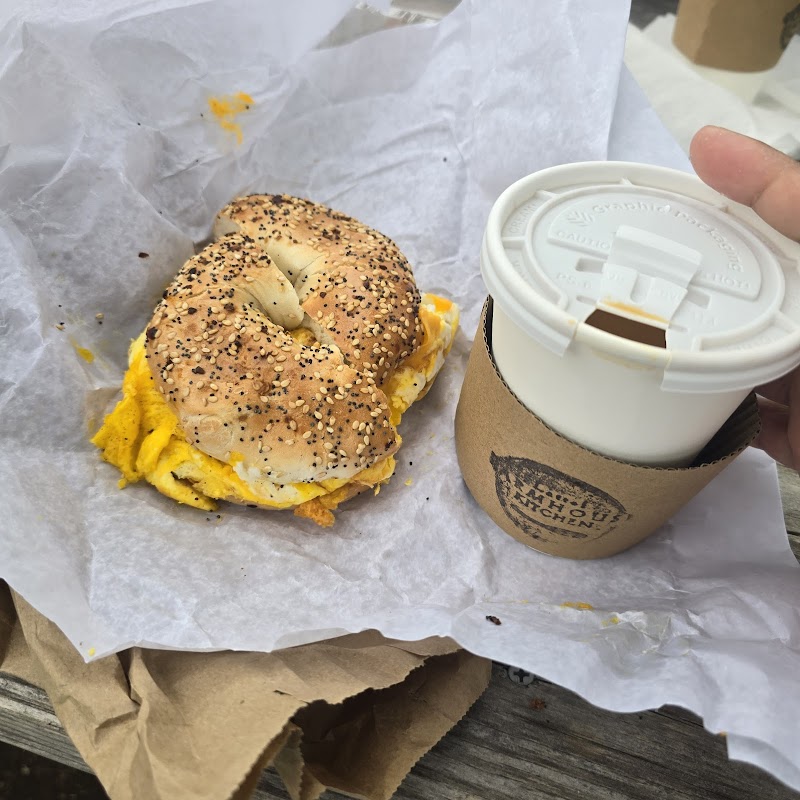 Lattof Farmhouse Kitchen photo 2