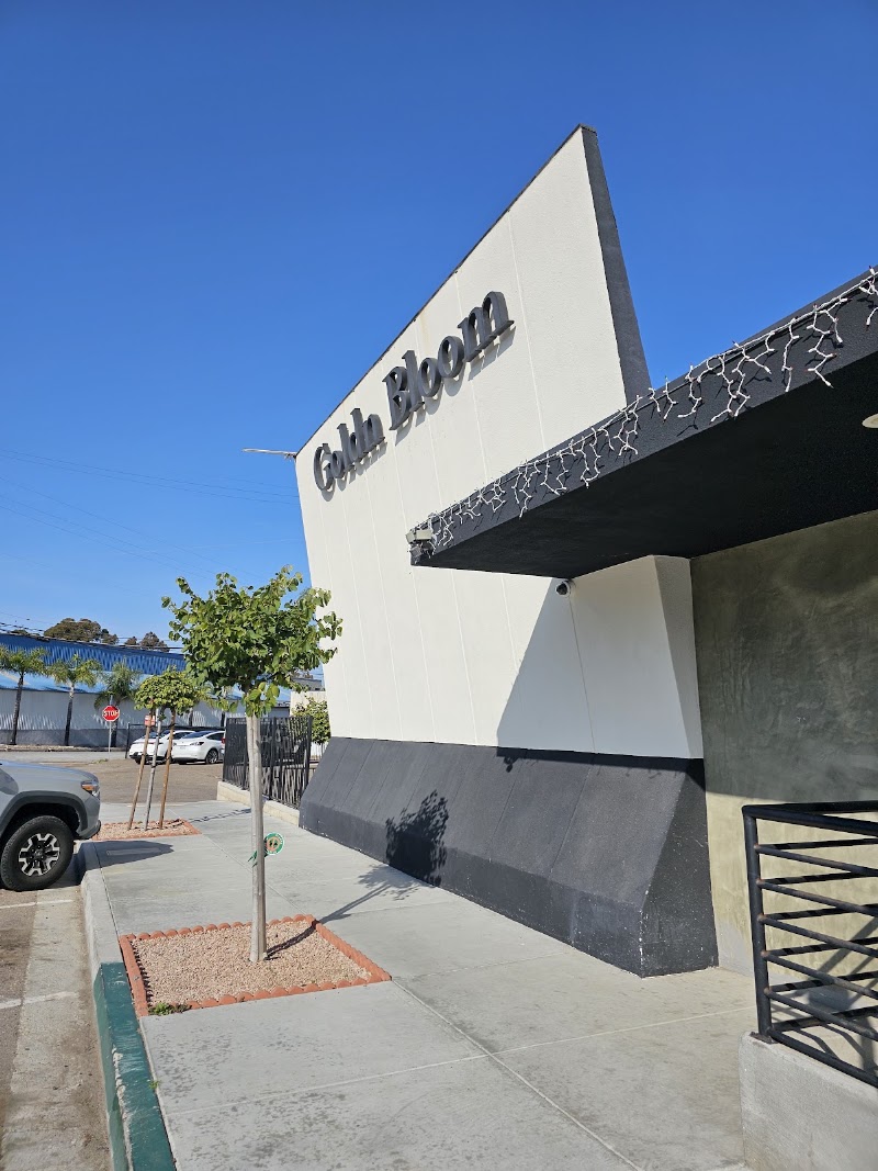 Video tour of Goldn Bloom retail environment