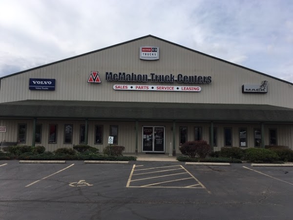 MAC TRUCK-(1) exterior