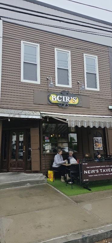 Neir's Tavern photo 5