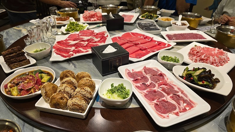 Jubaoyuan Hot Pot Restaurant photo 4