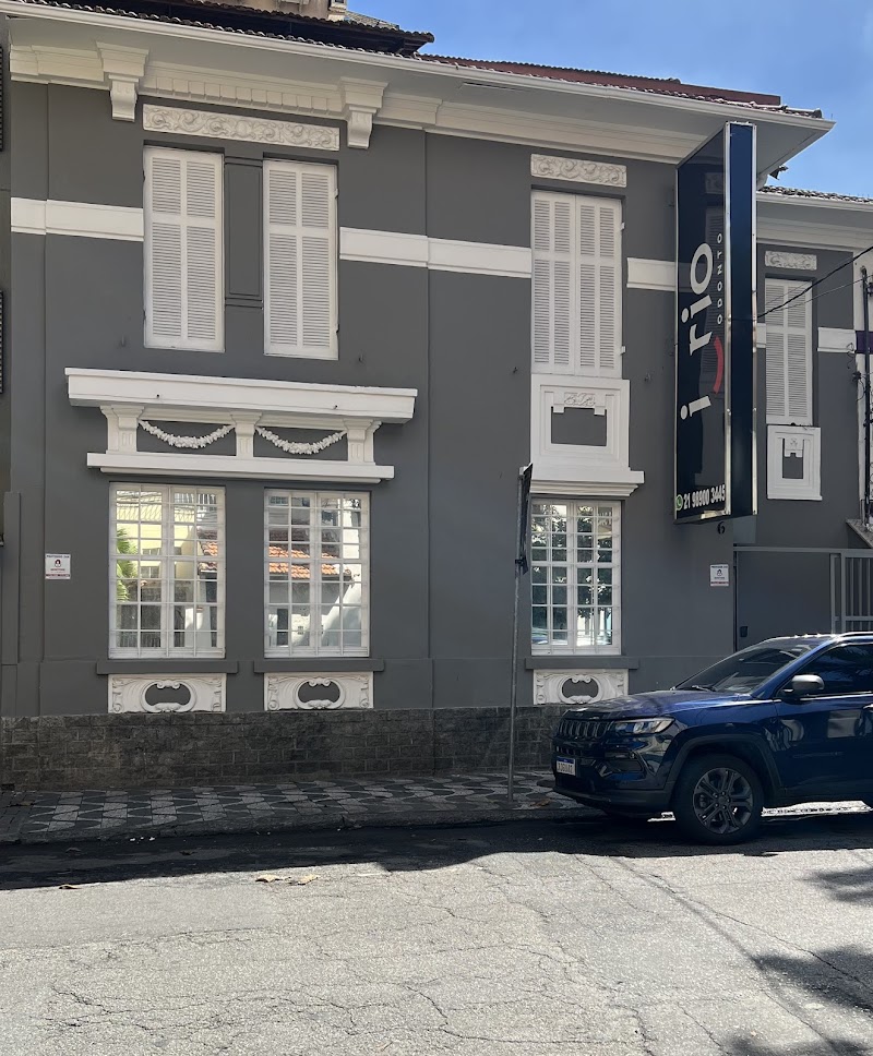 Irio Botafogo | Implantes e Lentes